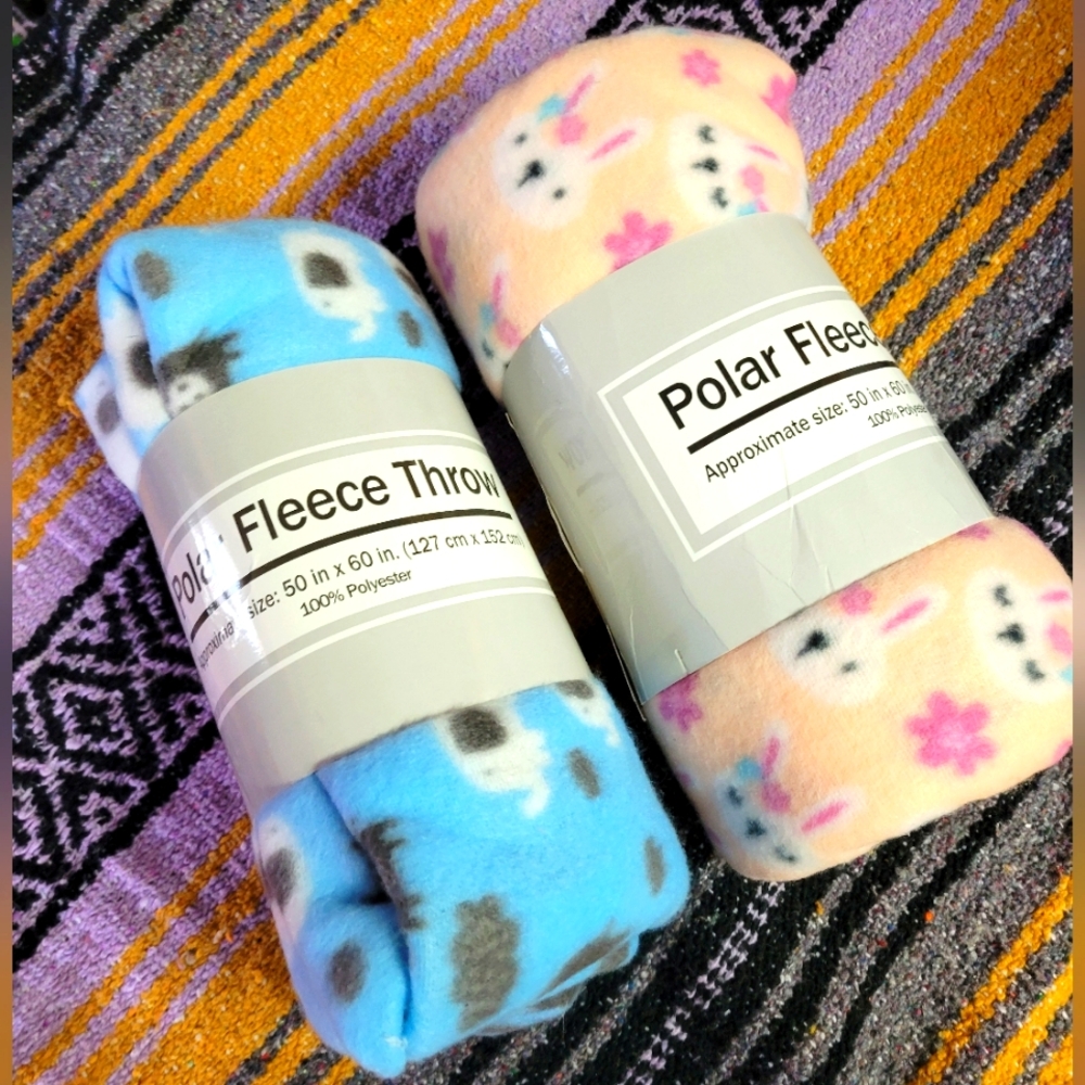 Lot of 2 polar fleece throws blue/elephants pink/lamas